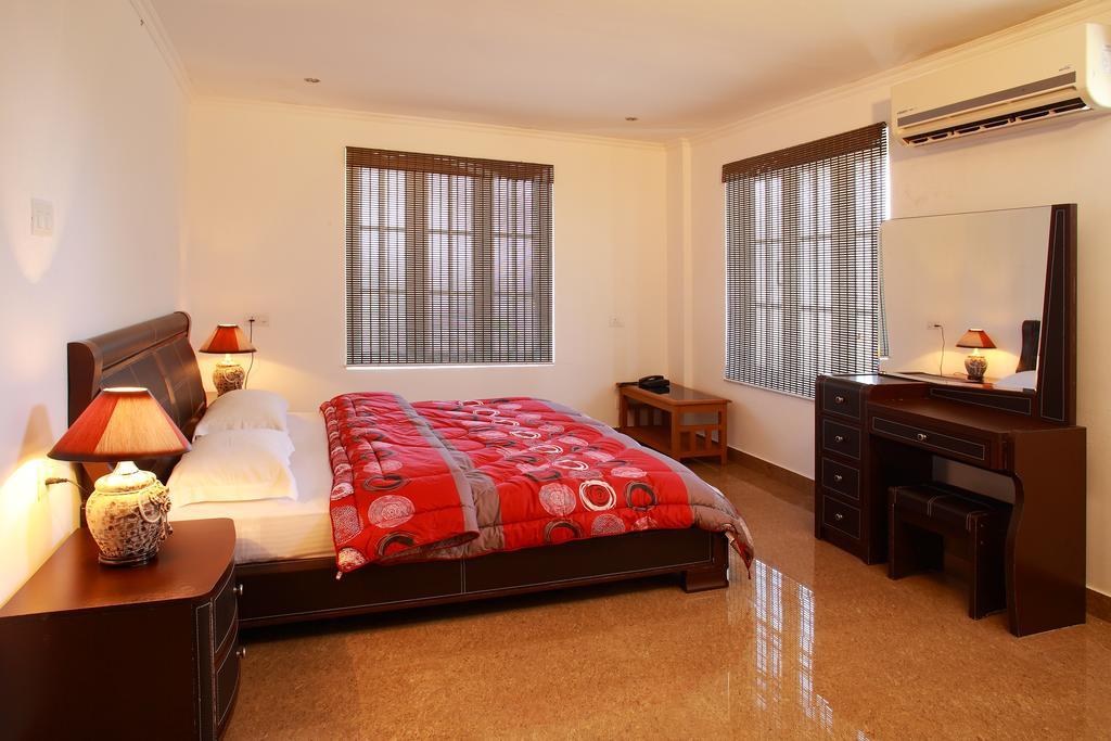 Phils' Residency & Banquets Hotel Kochi Room photo